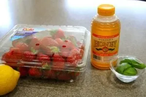 Strawberry Basil Salad 01