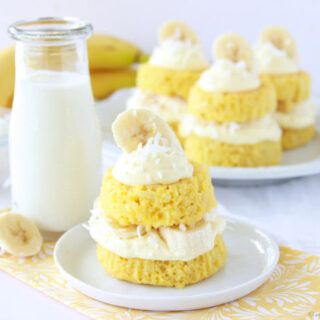 Coconut Banana Cream Petite Cakes are simple and fun to make! www.cookingwithruthie.com