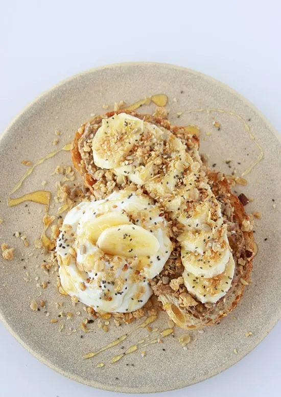 Banana, Almond Butter, Granola Toast is a flavorful and packed with delicious nutrition! www.cookingwithruthie.com