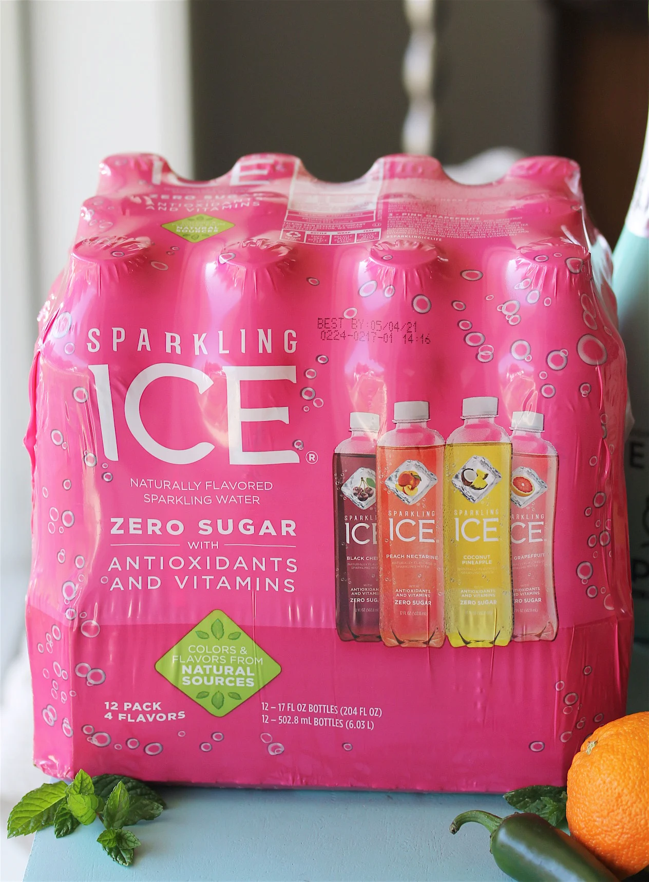 Sparkling Mocktail & Cocktail Bar Recipes are a festive beverage that's the perfect way to celebrate the coming winter holidays! by cookingwithruthie.com