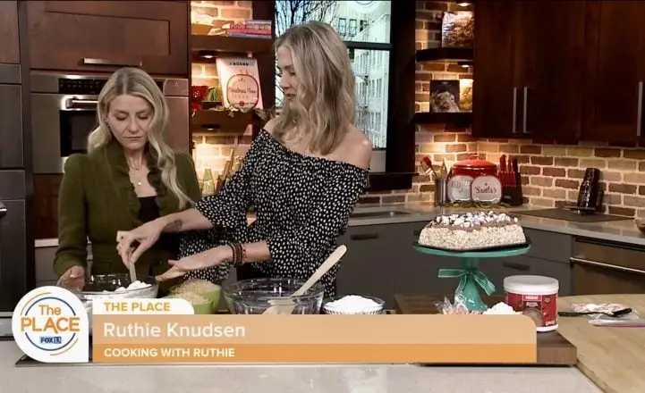 Peppermint Hot Cocoa Krispie Treat FOX13 on www.cookingwithruthie.com Peppermint Hot Cocoa Krispie Treat FOX13 on www.cookingwithruthie.com